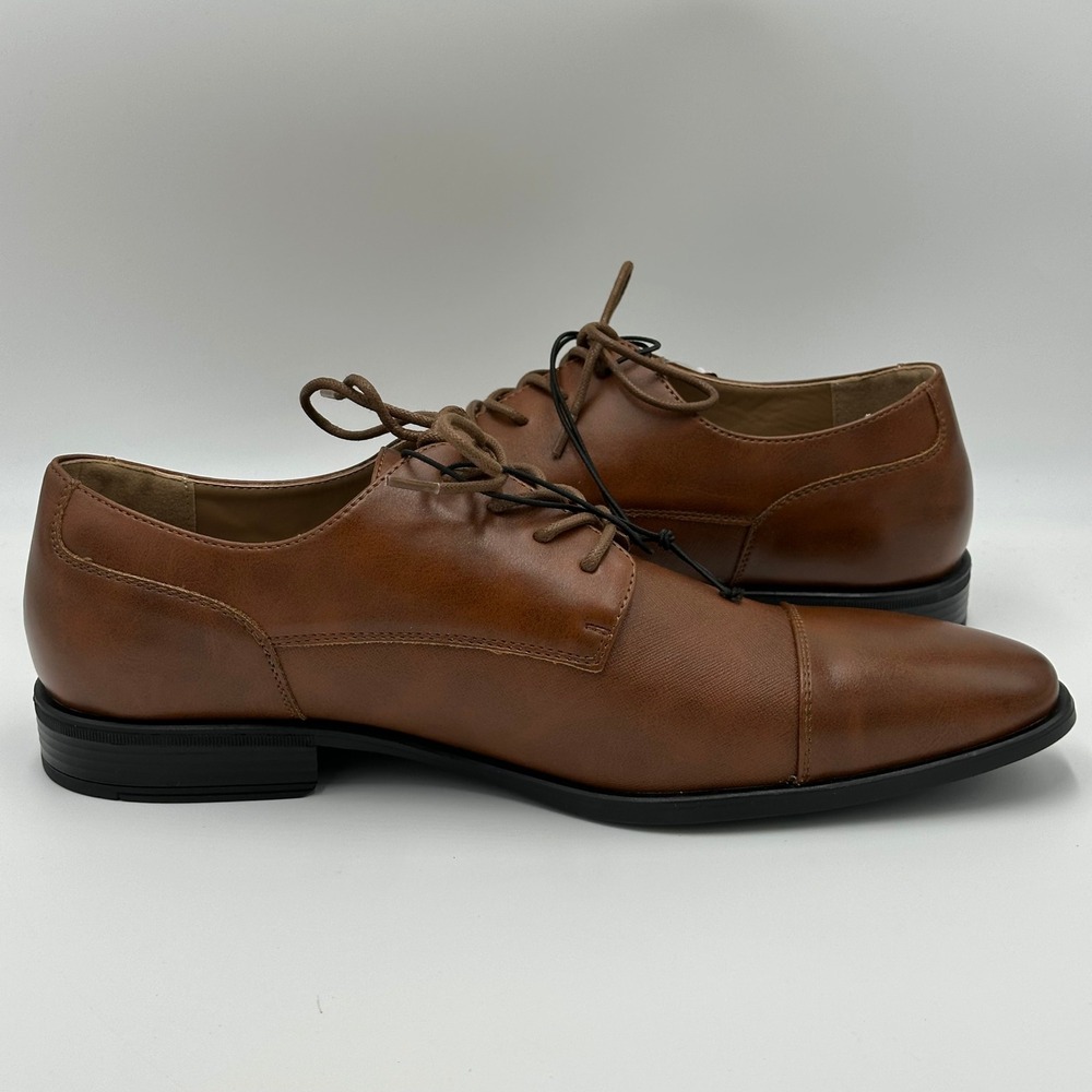 NIB J. Ferrar Brody Cognac Faux Leather Cap Toe Oxford Dress Shoes Mens Size 11 - Picture 8 of 12